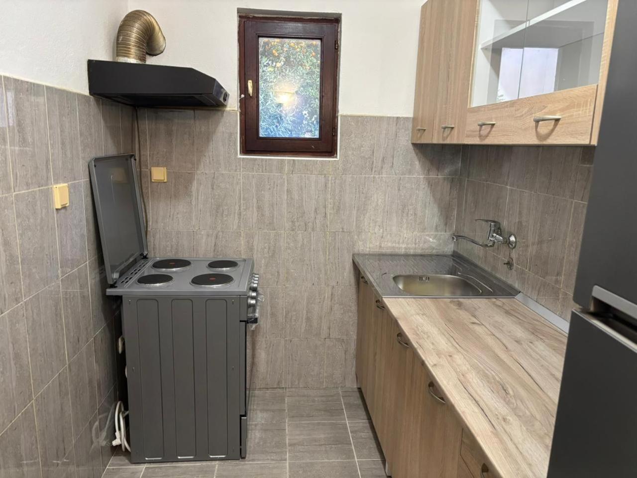 Hillside Vista Apartments Тиват Екстер'єр фото